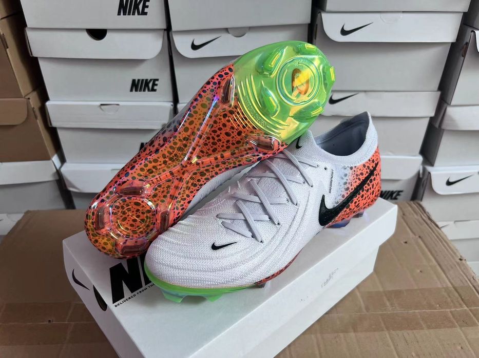 Ghete Fotbal Nike Phantom Luna II Elite FG