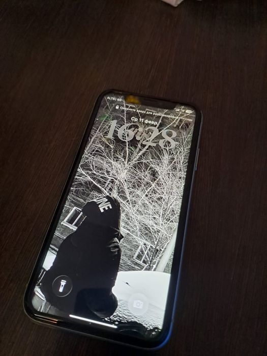 iPhone11 на 64гб
