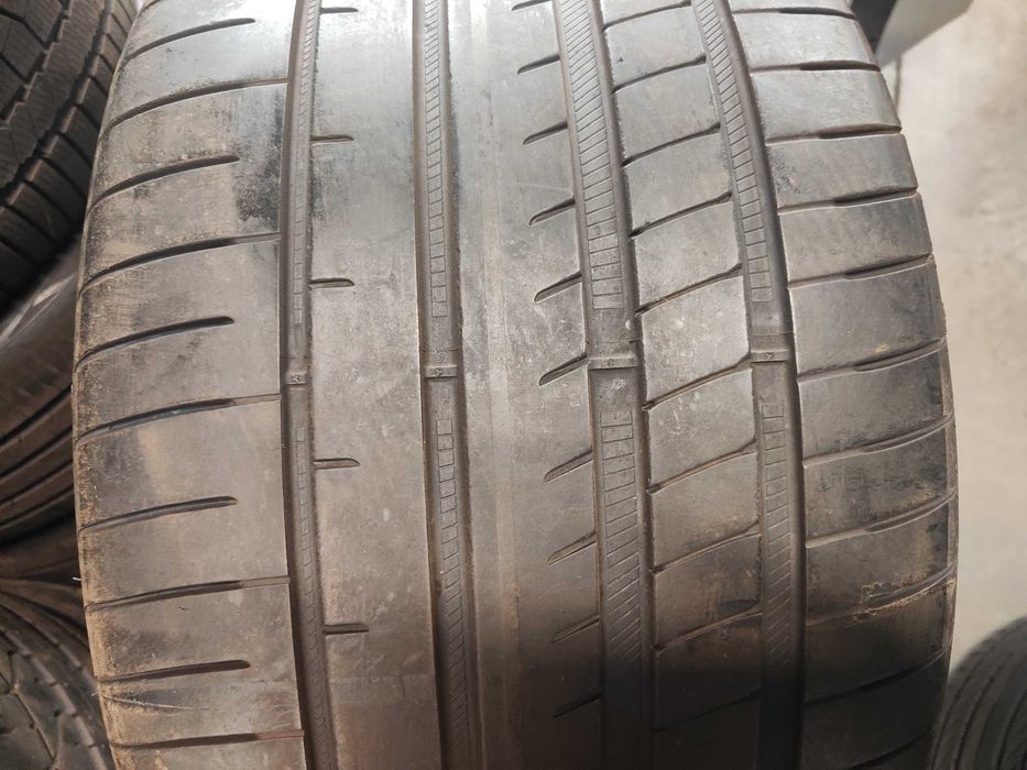 2бр.летни гуми 305/30/21 Goodyear