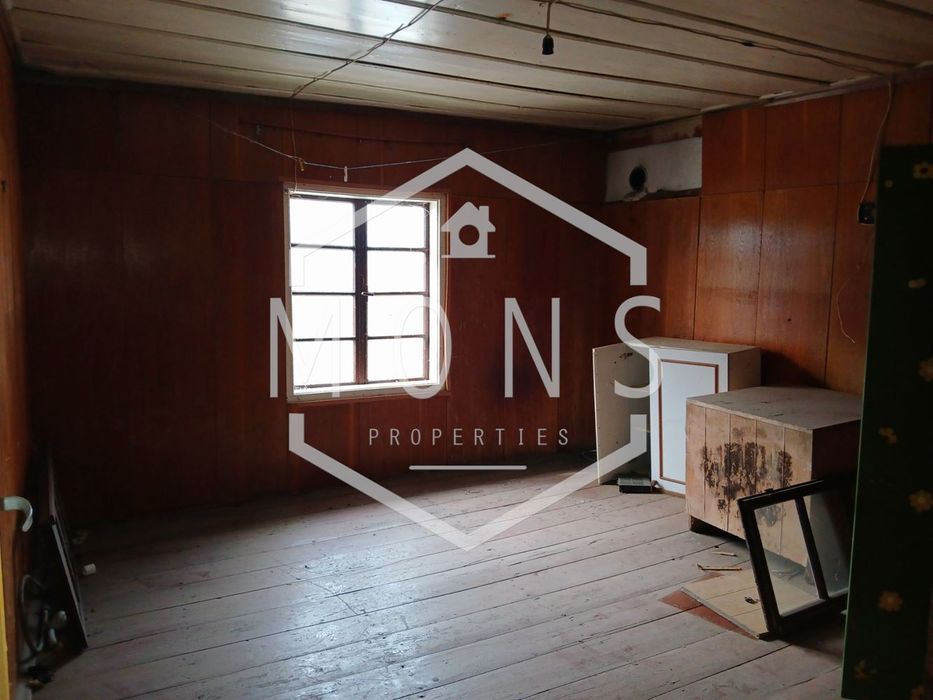 Къща в Велико Търново, област-гр.Златарица площ 142 цена 26000