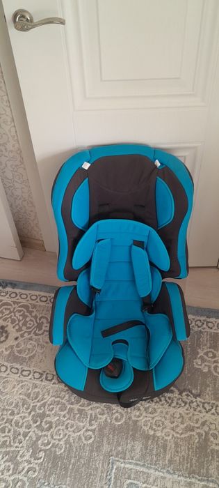 Продам детский авто креслу