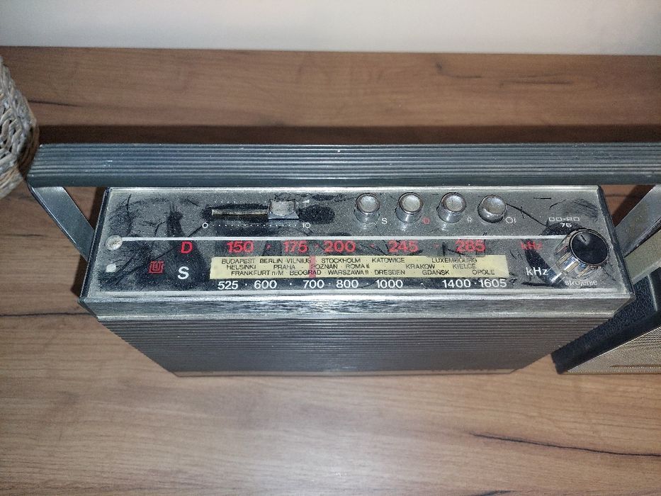 Транзистори, ножчета за бръснене, игли за шевна машина