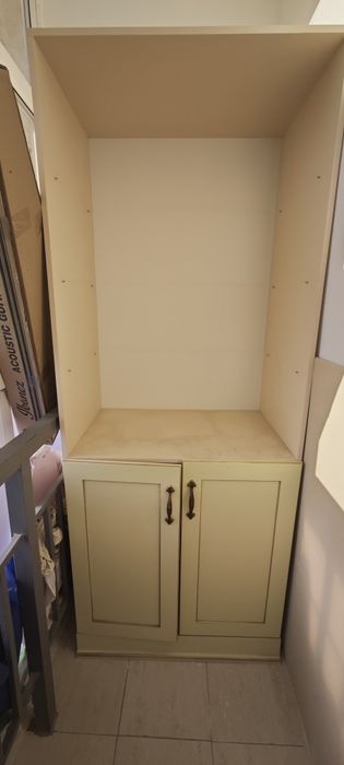 Продам шкаф самовывоз