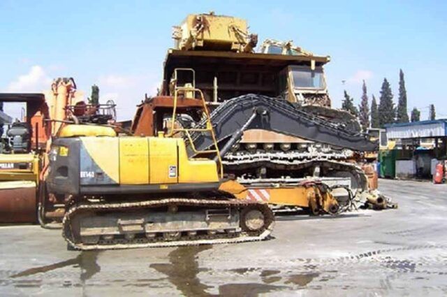 Dezmembrez excavator Volvo EC140LC, EC135B LC, EC140E, EC145B LC–piese