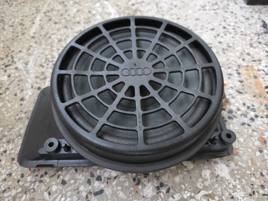 Субуфер Bang & Olufsen 8T0035412D за AUDI
