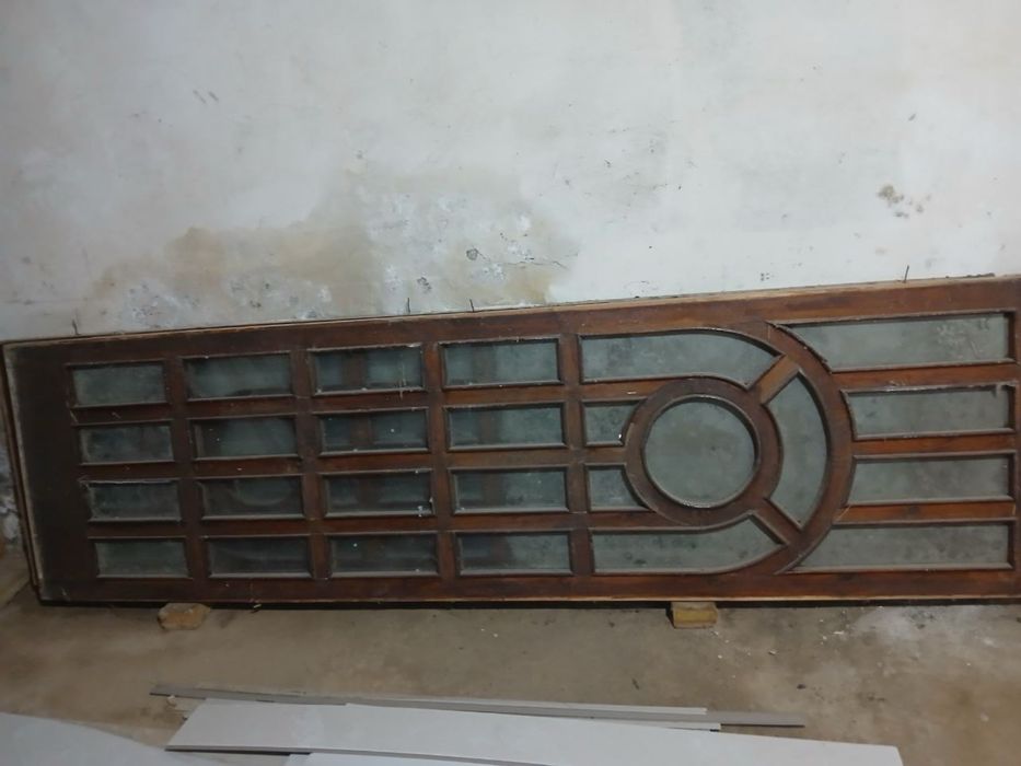 Продаются двери большие