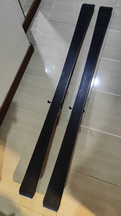 SKI ROSSIGNOL 170 cm + legaturi Rossignol