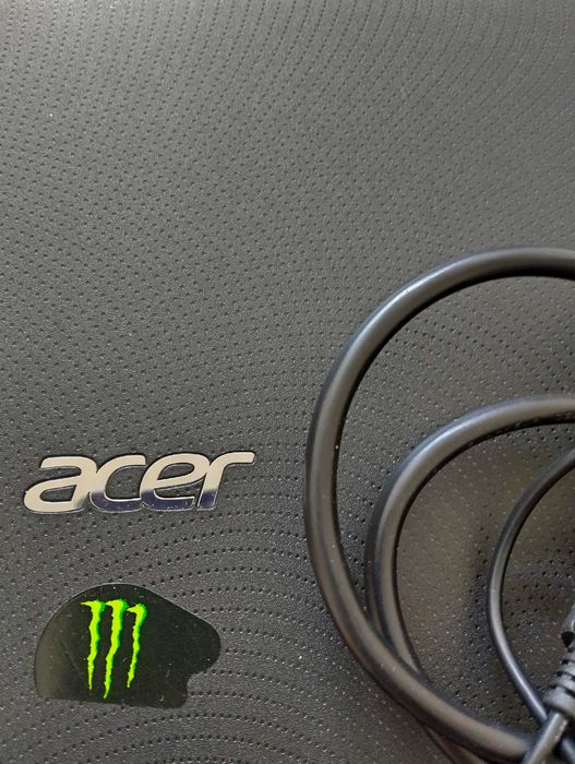 Продава компютър Acer