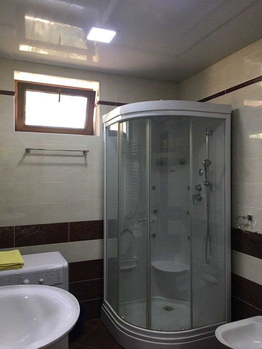 Shahrisabz ko‘chasi 3/79-uyda joylashgan kvartira ijaraga beriladi.