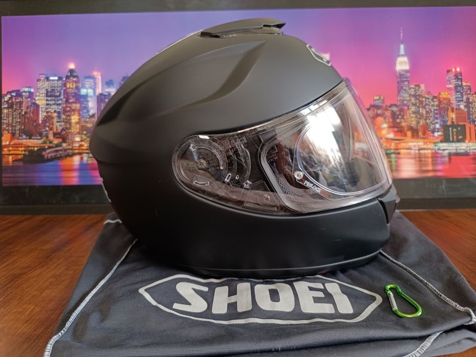 Мото шлем от Японского бренда SHOEI