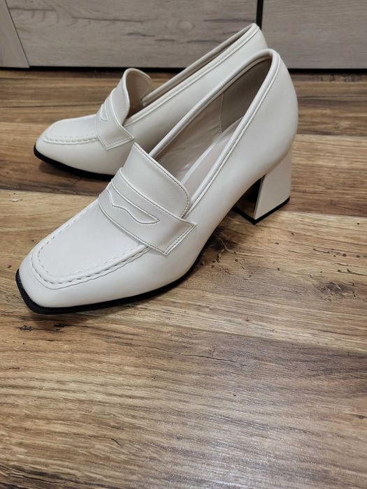 Дамски елегантни обувки