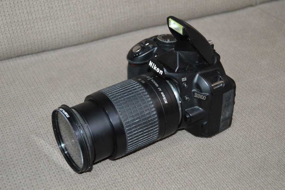 DSLR NIKON D3100 + obiectiv Nikon AF 28-100mm f/3.5-5.6G citeste anunt