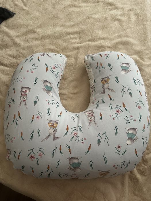 Подушка для кормления