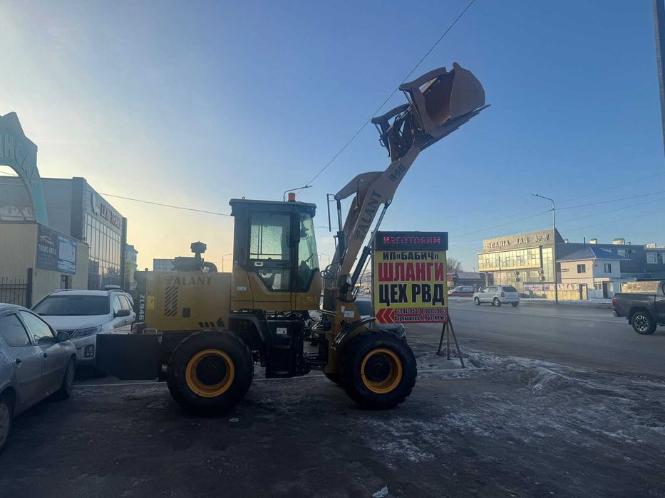 Фронтальный погрузчик Талант 946