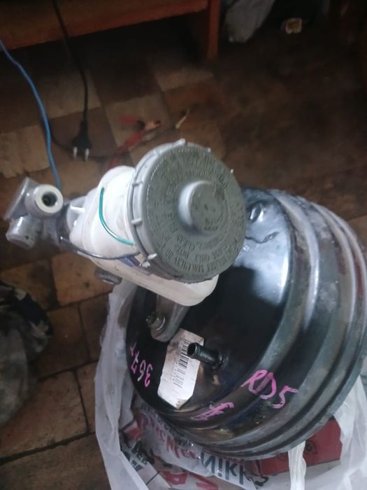 Продам вакуум на Хонду CRV