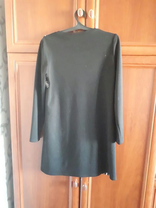 Туника чёрная плотный трикотаж.