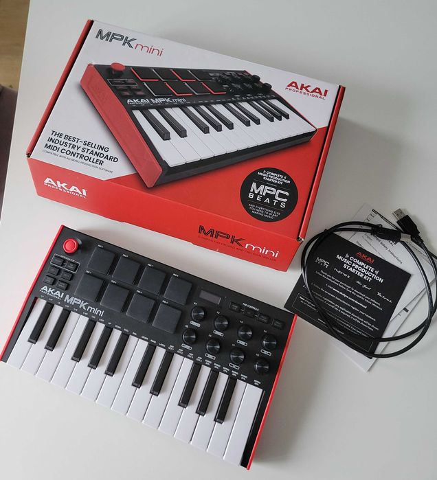 Claviatura / Controller MIDI Akai MPK Mini MK3 – Cutie completă