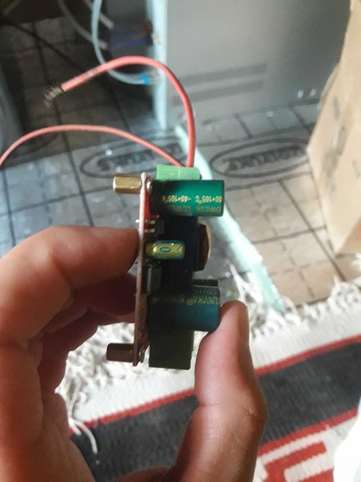 quvvat adpteri sotiladi 24v  (Power supply)