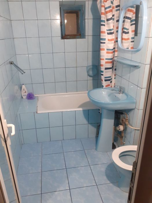 Dau în chirie apartament 2 camere