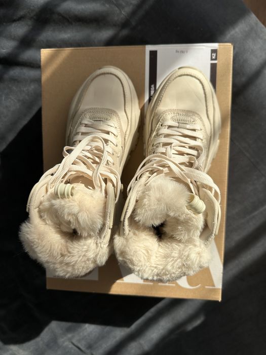 Зимние ботинки Zara