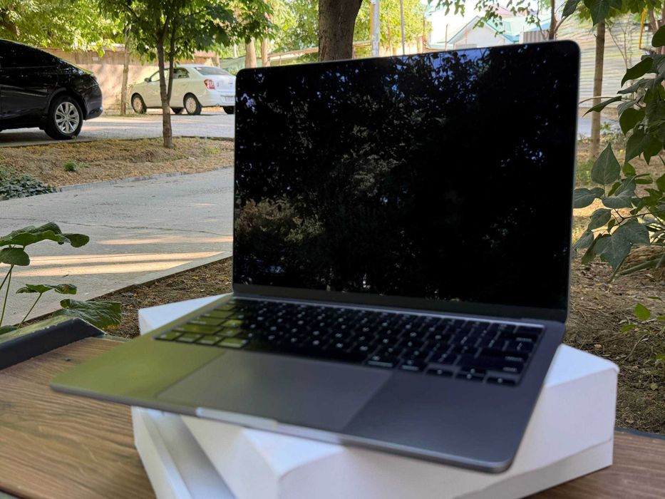 MacBook Air M2 Apple