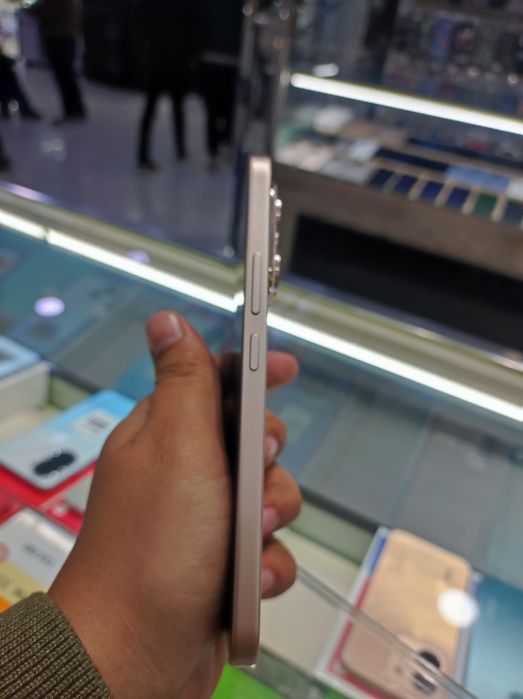 Honor 400 8/256gb срочно