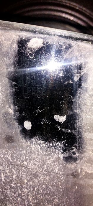 Продам бокового стекло  opel vecra a