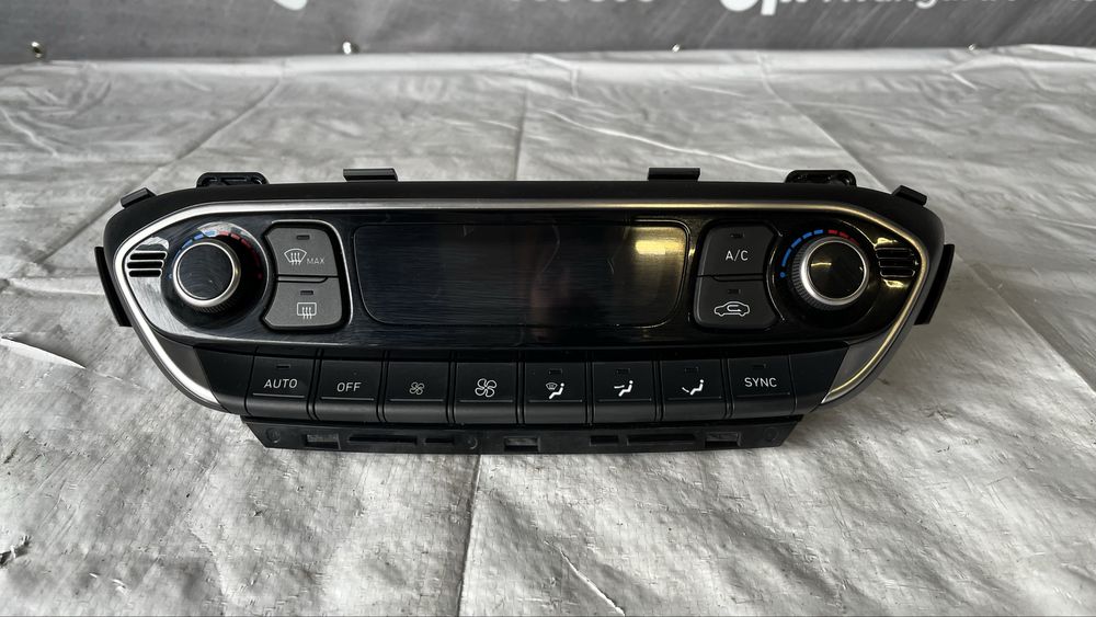 Панел за климатроник Hyundai i30 2017-