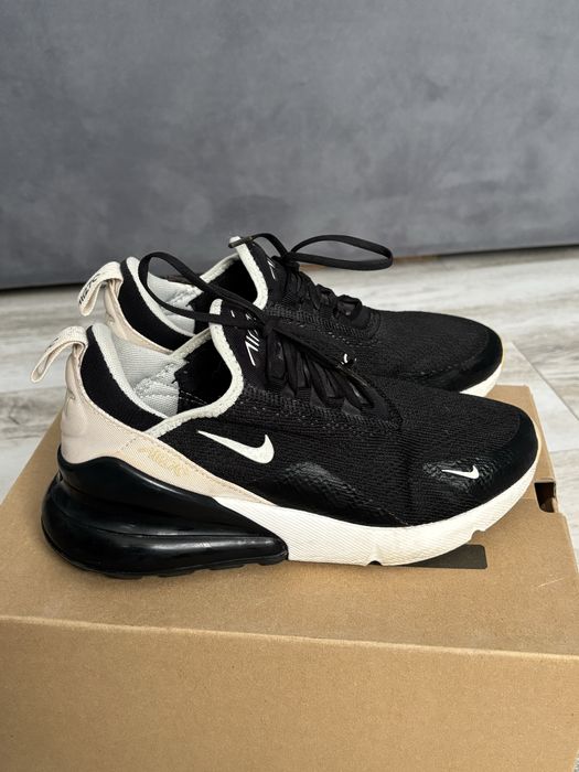 Nike Air Max 270