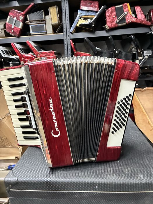 Acordeon nemtesc Contasina cu 40 de basi