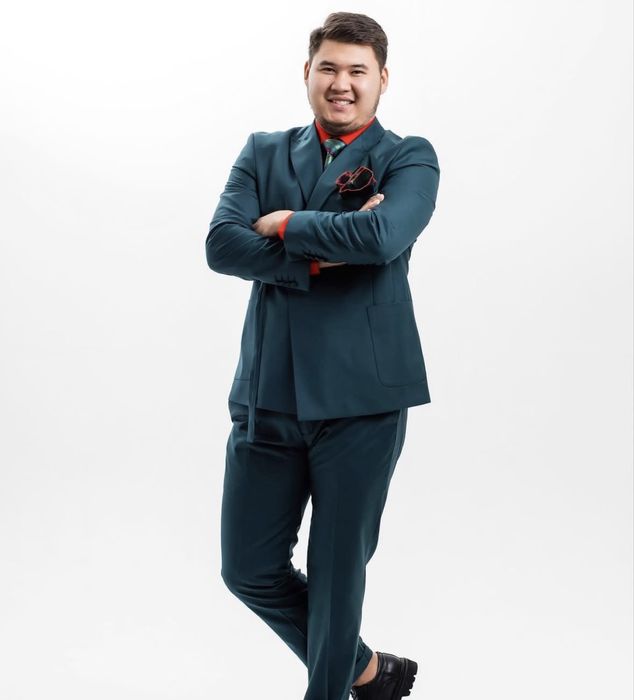 Ведущий шоумен тамада