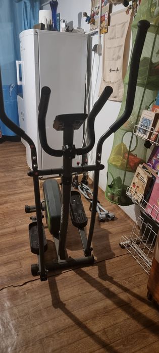 Vand bicicleta fitness  Zipro