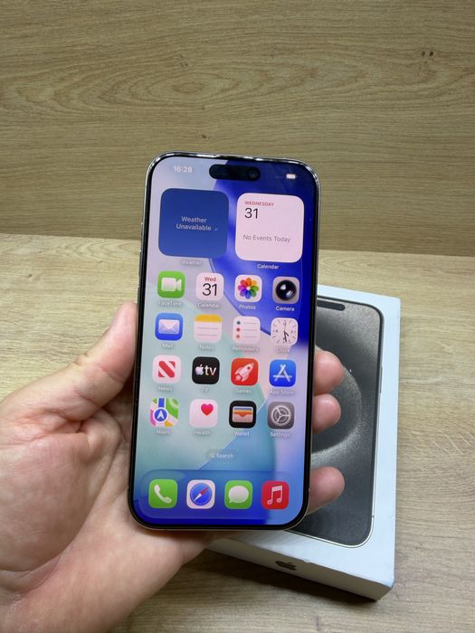 iPhone 15 Pro 256Gb Natural titanium 95% battery life