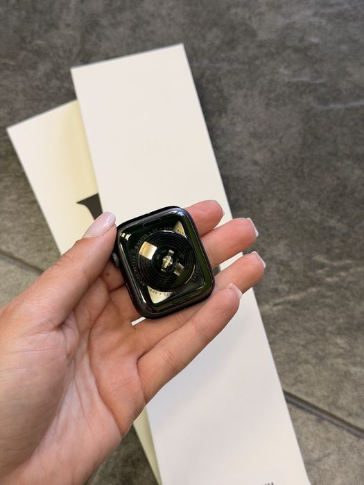 Apple Watch SE 44mm 92% Sanatate Baterie