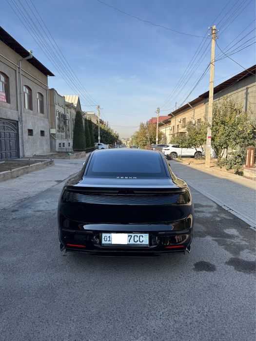 zeekr 007 performance