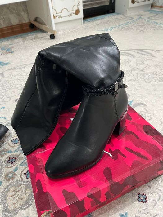 зимные сапоги новый