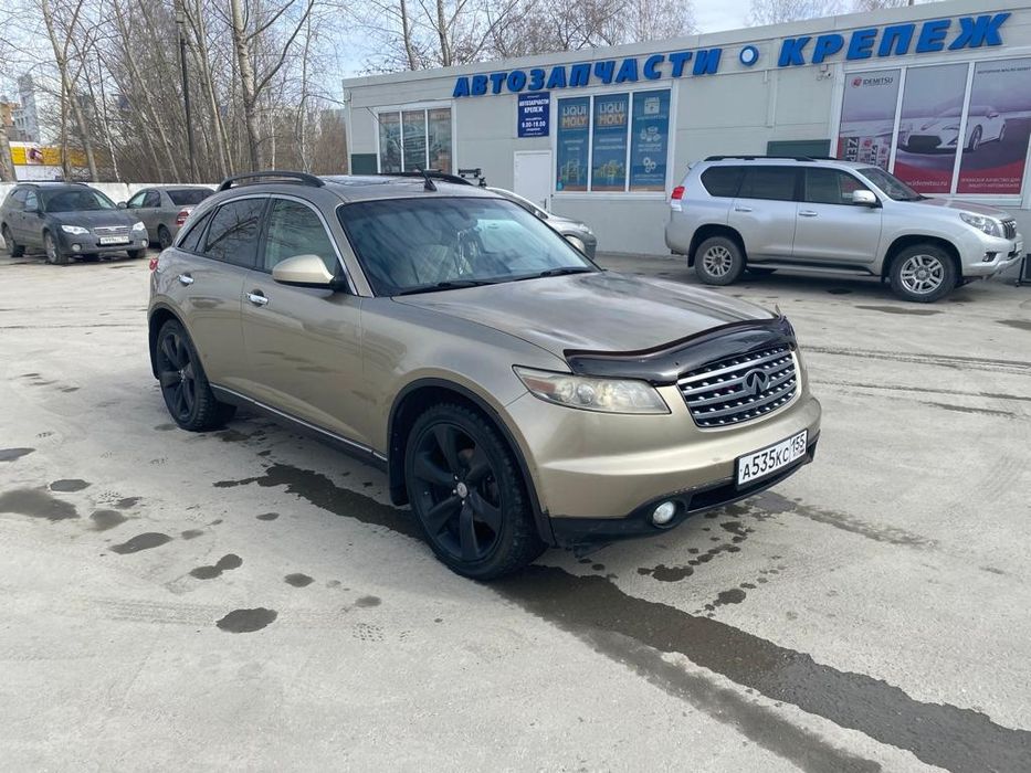Продам Infiniti FX35