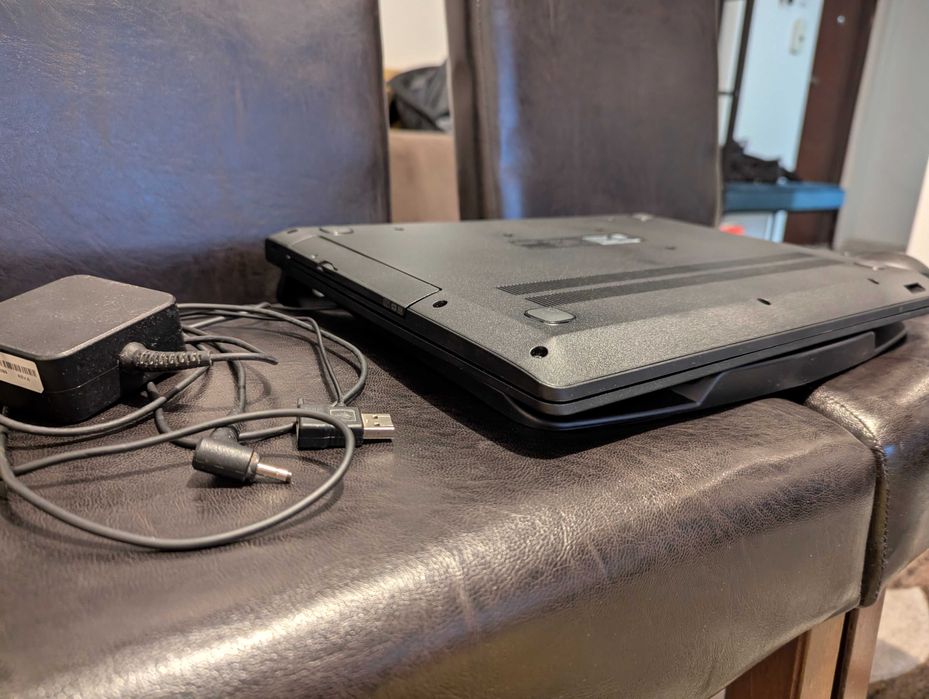 Laptop Lenovo IdeaPad 100-15IBY-80MJ + cooler + mouse 128GB SSD