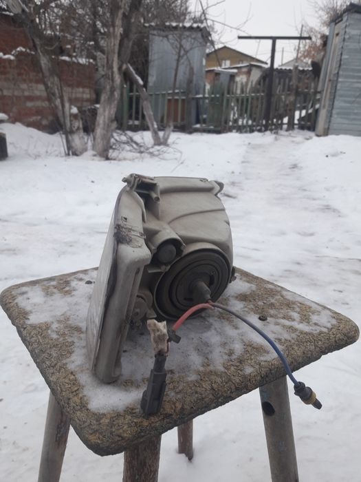 Противотуманная фара на лексус….