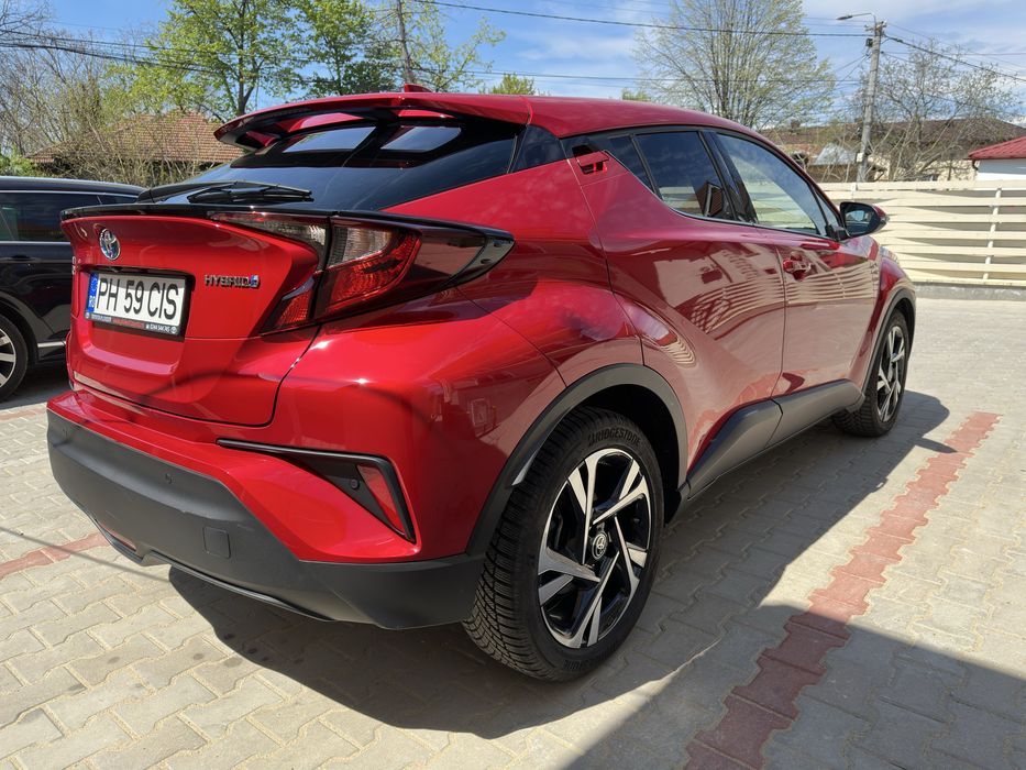Toyota c-hr 2023 1.8L hybrid echipare Cult