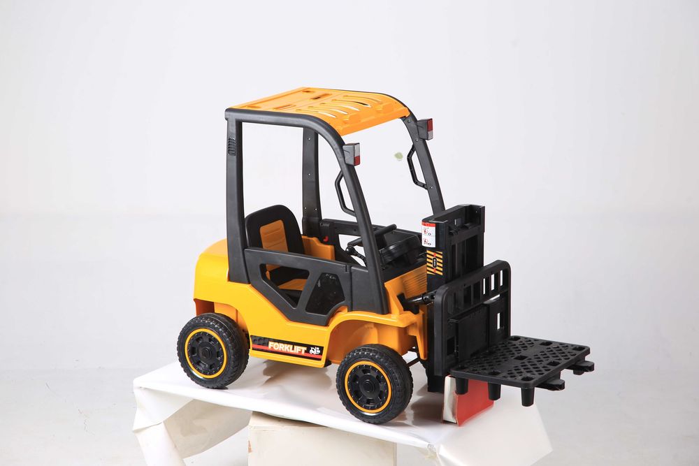 Motostivuitor electric pt. copii JD0B 2x45W cu Mp4 si furca electrica