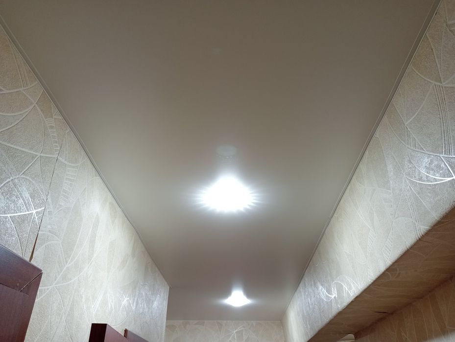 Натяжные потолки