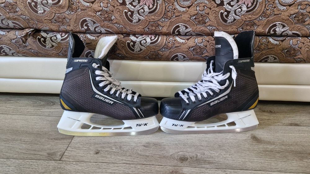 Продаю Коньки Bauer Supreme One.4