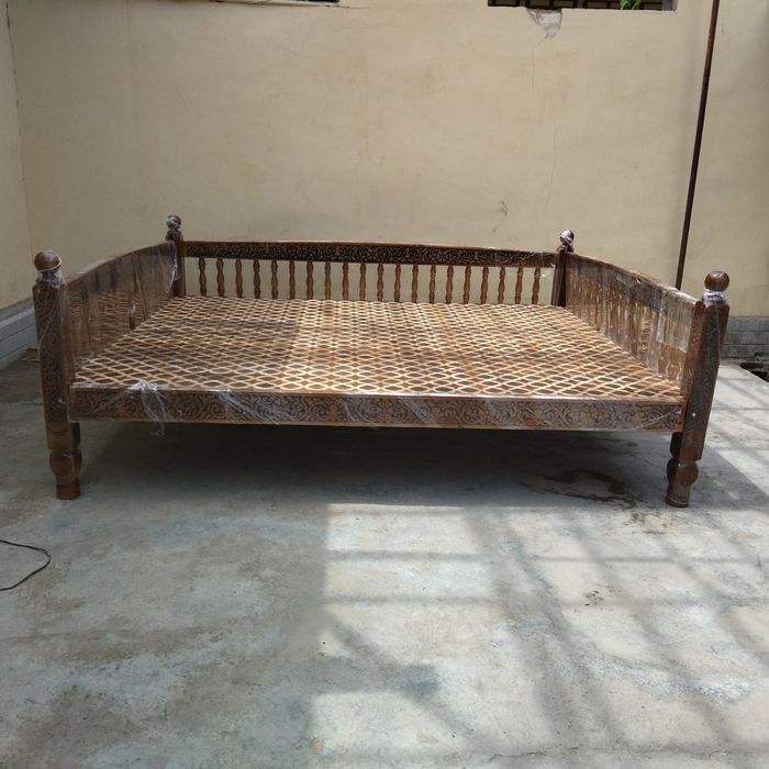 Tapchan kiravat suri