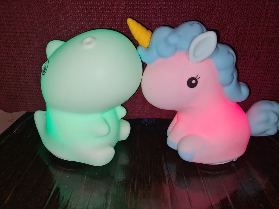 Продаются игрушки- ночники.