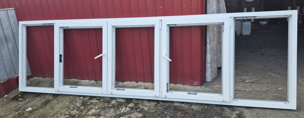 Geam termopan pentru balcon sau terasă