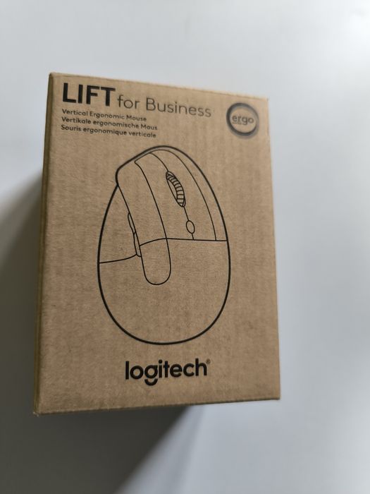 Logitech Lift вертикална ергономична мишка