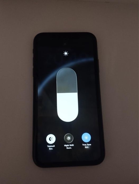 Айфон 11 за 70000 возможен торг