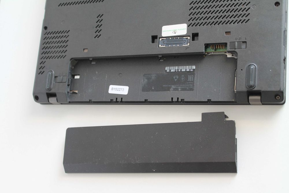 Lenovo ThinkPad x240 4GB RAM, 128GB, с Windows 11, използван