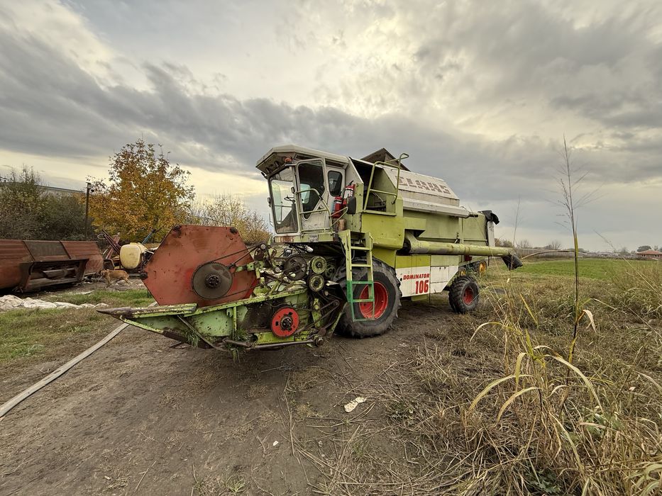 Продавам комбайна, class dominator 106